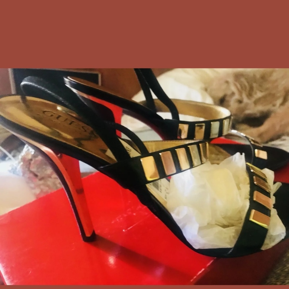 New guess gold studded black leather slingback 8.5